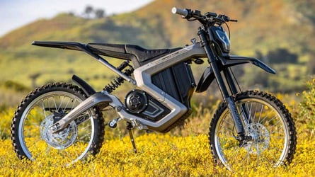 Prepare for electrifying off-road adventures with the newly released Rawrr Mantis.